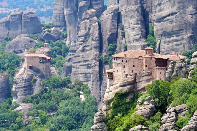 2-Day Tour to Delphi & Meteora with Guide and Tickets From Athens - Day two: Meteora and its cliff-top monasteries