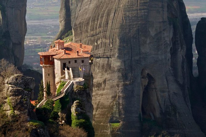 2-Day Tour to Delphi & Meteora with Guide and Tickets From Athens - Who should book this experience