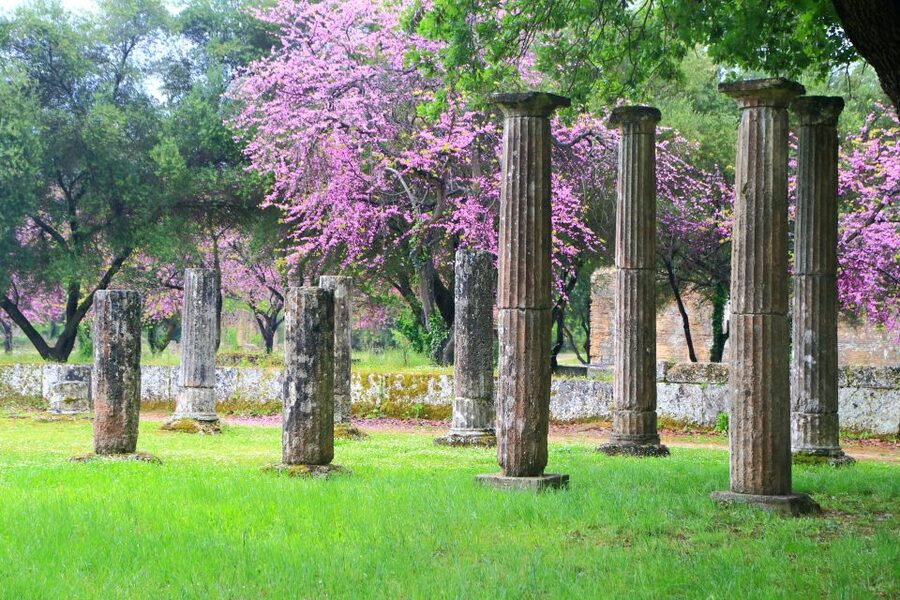 3-Day Ancient Greek Archaeological Sites Tour from Athens - Day two: Olympia and the road to Delphi