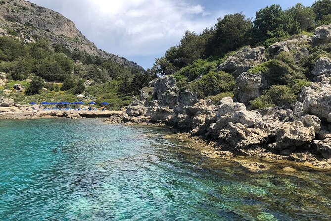 3-hour boat tour - Final stop: one hour at Anthony Quinn Bay