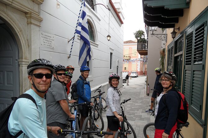 3in1; Cycling, sightseeing, tasting - Guides who make the difference