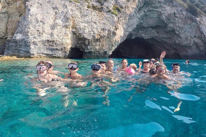 4 Hour Beach Tour with Meal and Unlimited Drinks in Rhodes - Lunch and unlimited drinks: useful value, modest expectations