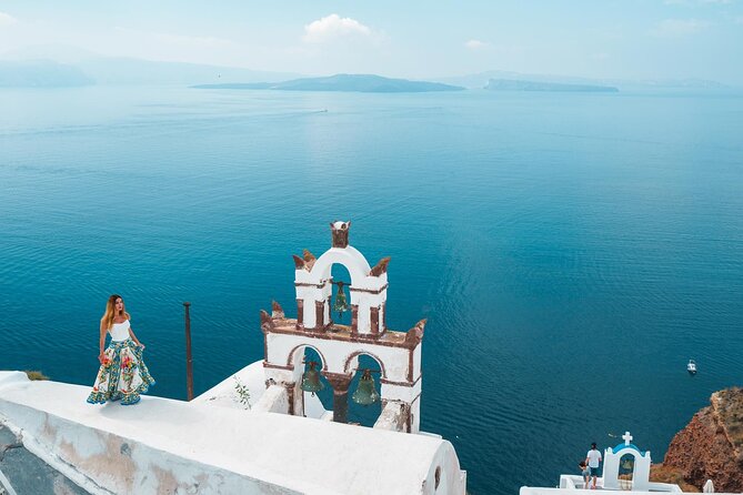 5-hour Private Guided Tour of Santorini - What the private minibus adds