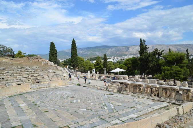 Acropolis of Athens, Parthenon and Acropolis Museum private tour with dinner - Why the private format matters on the Acropolis