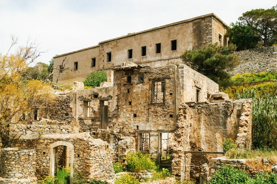 Agios Nikolaos: Boat Trip to Spinalonga with Swim Stop - Food, drinks, and comfort on board