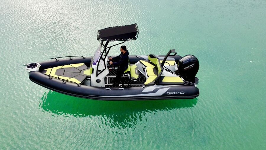 Agios Nikolaos: Motorboat or Speedboat Rental - Who will get the most from this boat rental