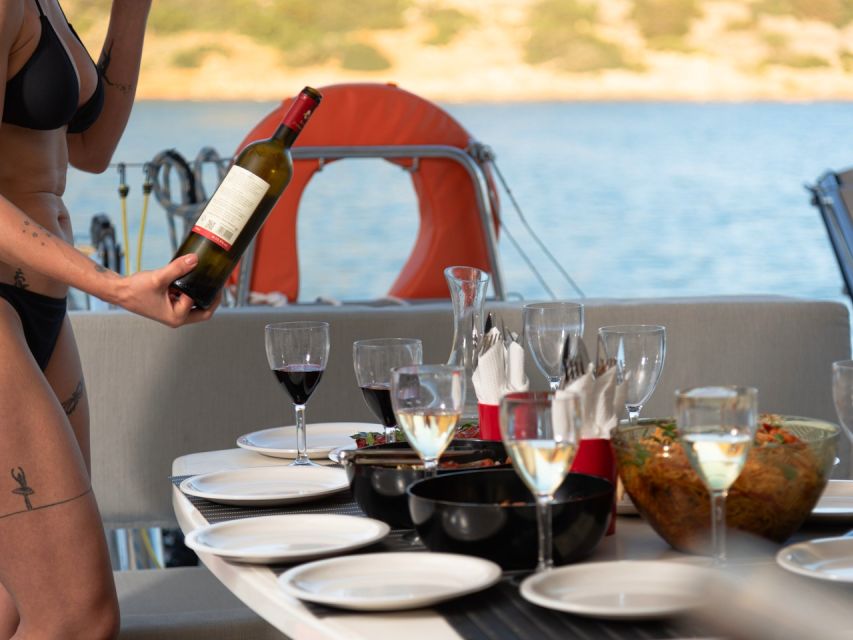 Agios Nikolaos: Spinalonga AM Catamaran Cruise with Lunch - Who should choose this catamaran cruise?
