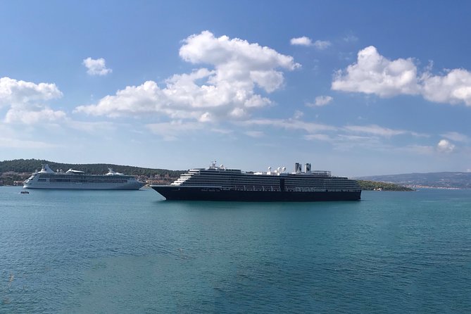 Airport and Seaport Transfers - Meeting your driver at the airport or harbor