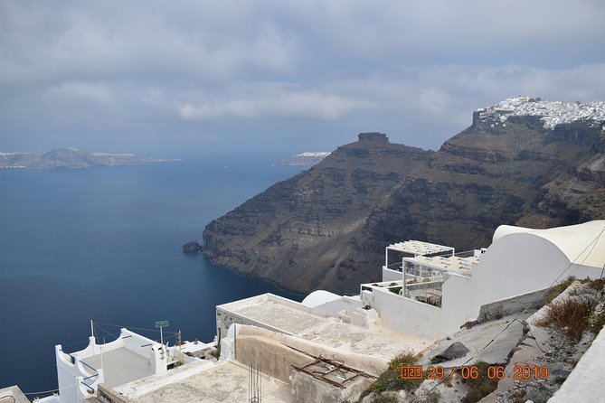 All of Santorini in 6 hours (private) - Red Beach: dramatic colors, limited time