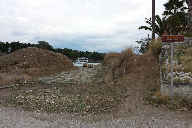 Ancient Corinth Private Tour from Corinth - Ancient Corinth, the core archaeological visit