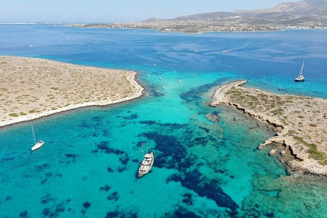 Antiparos & Despotiko: Swim, Explore, and Savor Lunch from Paros - Crew service, boat comfort, and the social atmosphere
