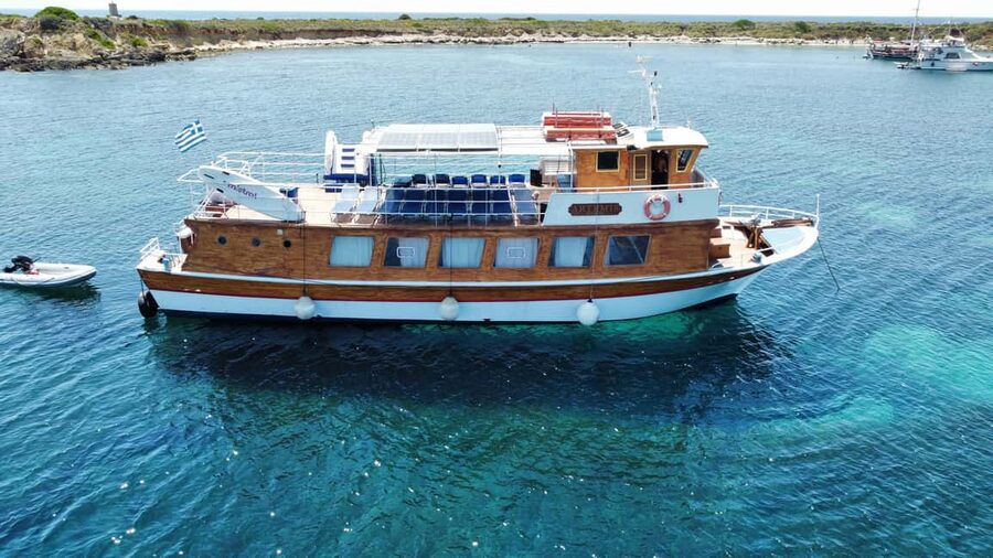 Argostoli: Full-Day Boat Cruise with Lunch - Key points to know before you book