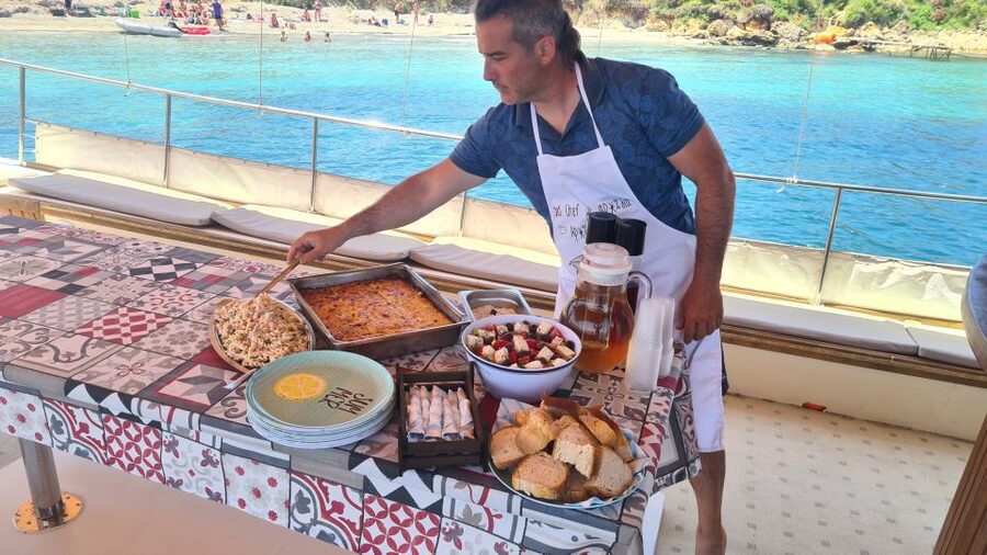 Argostoli: Full-Day Traditional Boat Cruise with Lunch - Wildlife, safety, and the limits of nature