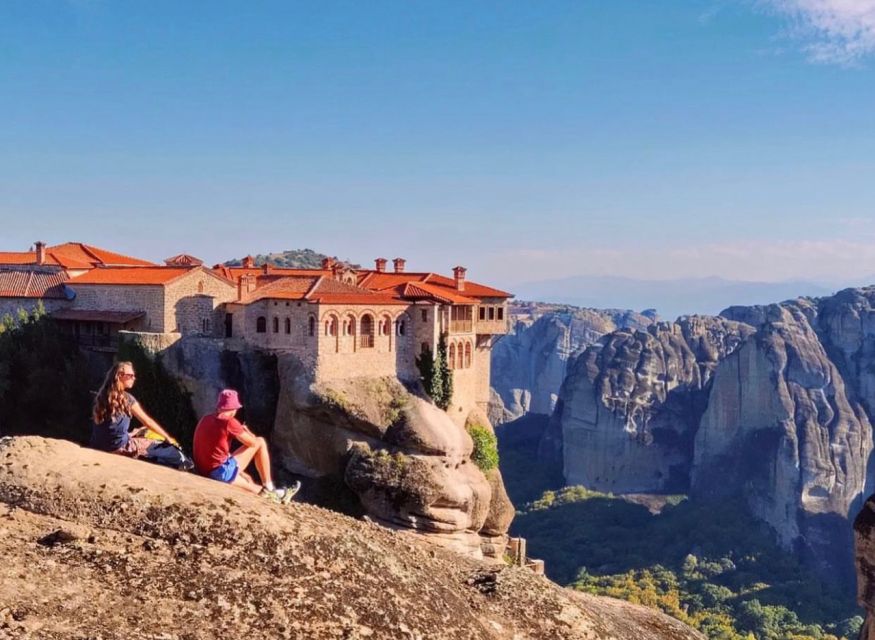 Athens: 2 Days in Meteora with 2 Guided Tours and Hotel Stay - Day two: the morning hiking option