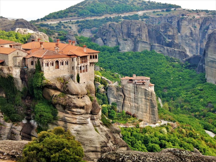 Athens: 2 Days in Meteora with 2 Guided Tours and Hotel Stay - The Athens to Kalabaka coach ride