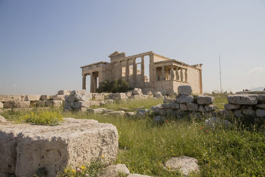 Athens: Acropolis Beat the Crowds Afternoon Guided Tour - The Erechtheion and its unusual design