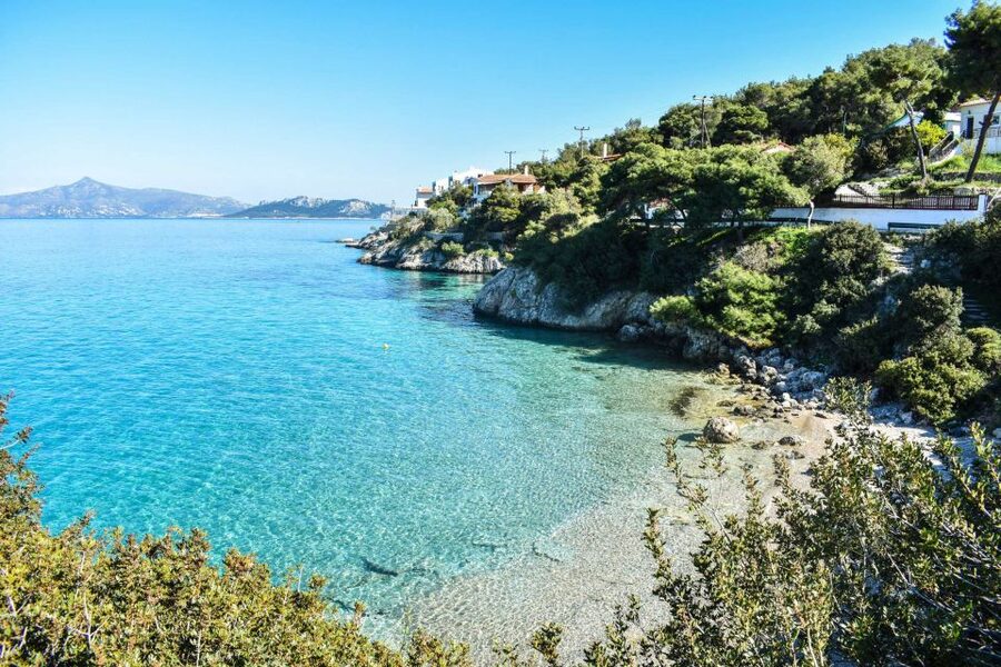 Athens: Aegina, Agistri & Metopi Swimming Cruise with lunch - The return ride turns into the social finale
