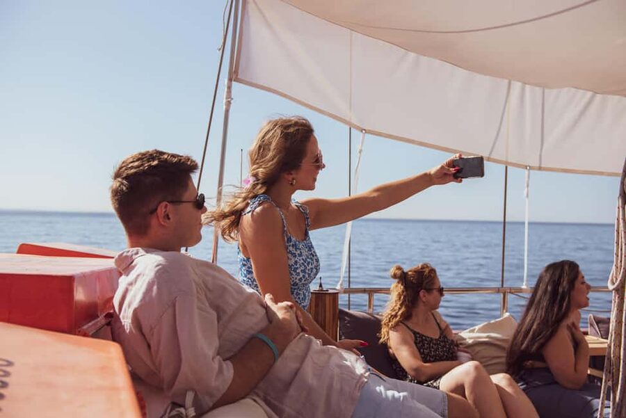 Athens: Agistri, Moni, and Aegina Cruise with Lunch & Drinks - A Greek buffet with drinks on the open deck