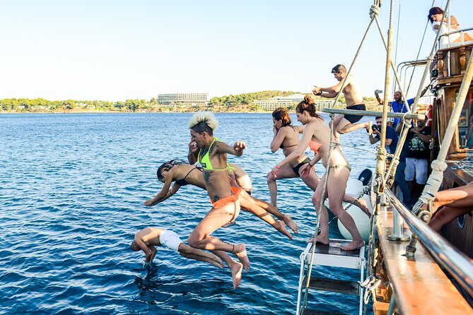 Athens: All Day Cruise to Agistri Moni Aegina with Lunch & Drinks - Aegina: pistachios, ancient sites, and the final shore stop