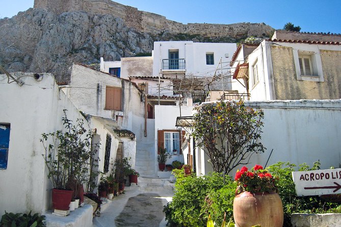 Athens at Night Small-Group Walking Tour with Dinner - Anafiotika brings island style to the city