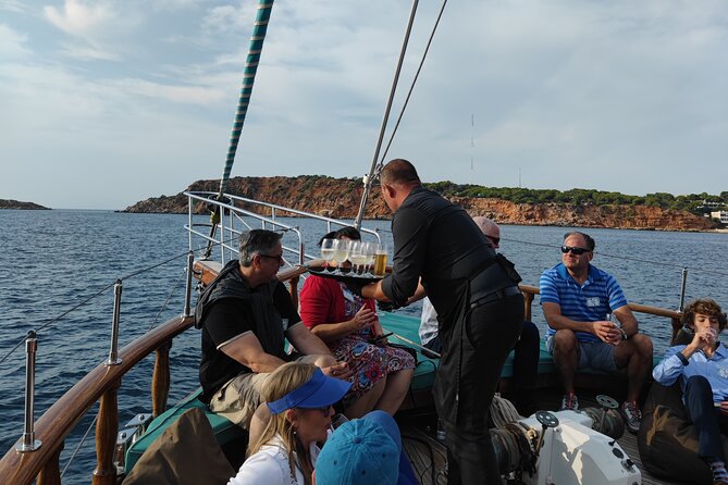 Athens cruise: Agistri, Moni/Metopi, Aegina with lunch & drinks - Transfers from Athens: useful, but not foolproof