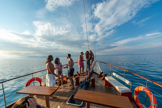 Athens Day Cruise: 3 Islands Tour in the Saronic Gulf with Lunch - The long ride home is part of the experience