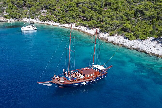 Athens Day Cruise: 3 Islands Tour in the Saronic Gulf with Lunch - Who will enjoy this cruise most?