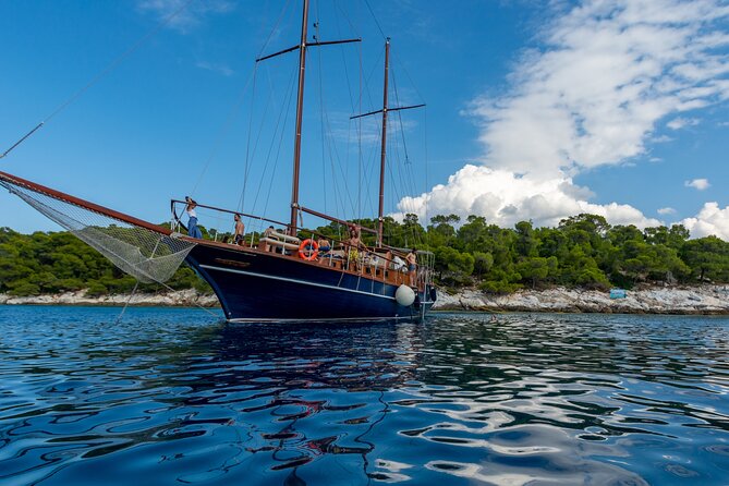Athens Day Cruise: 3 Islands Tour in the Saronic Gulf with Lunch - Should you book the Athens three-island cruise?