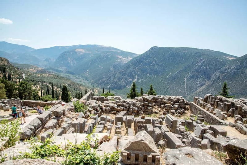 Athens: Delphi and Arachova Day Trip with Guide - The return journey and the mountain roads