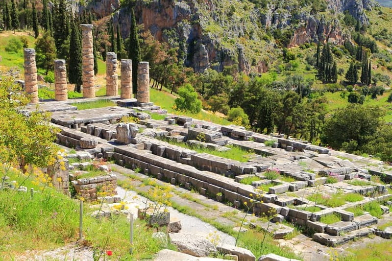 Athens: Delphi Day Tour with Museum & Arachova Village Visit - Arachova, lunch, and mountain village views