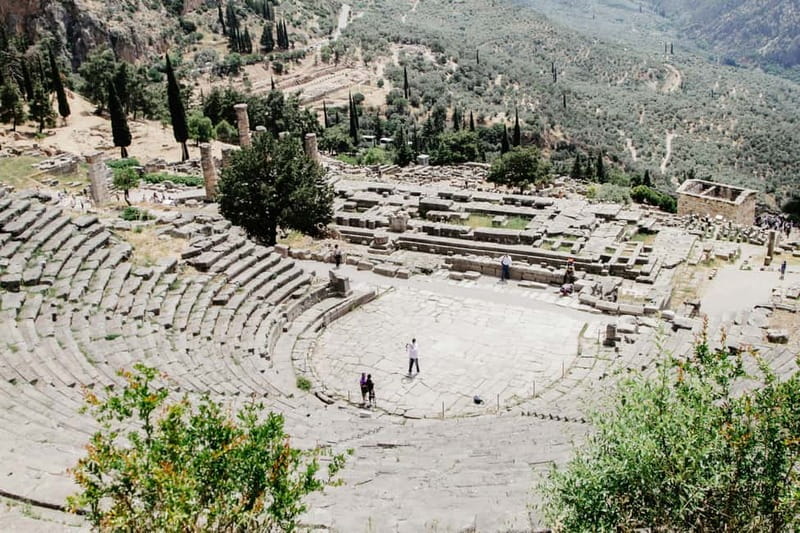 Athens: Delphi Day Tour with Museum & Arachova Village Visit - Transport, comfort, and the long ride home