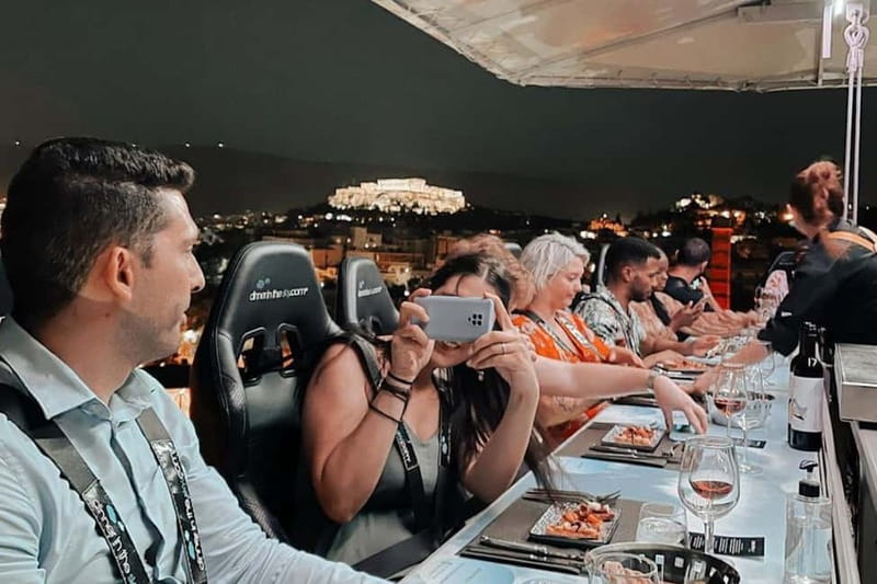 Athens: Dinner in the Sky Experience - The lift to 40 meters above Athens