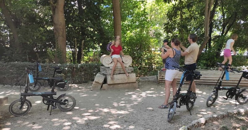 Athens: Discover the City Electric Bike Tour - Olympian Zeus, the Acropolis, and Areopagus Hill