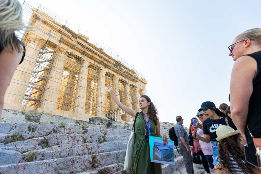 Athens: Early Morning Guided Tour to Acropolis and Museum - Group size, pace, and physical effort