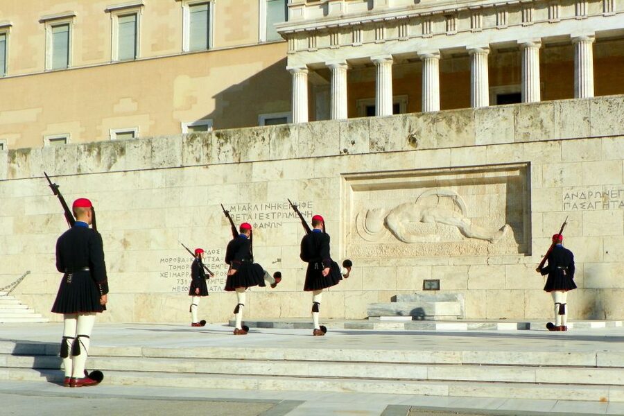 Athens Instagram Tour: The Most Scenic Spots - Meeting the guide at Syntagma Square