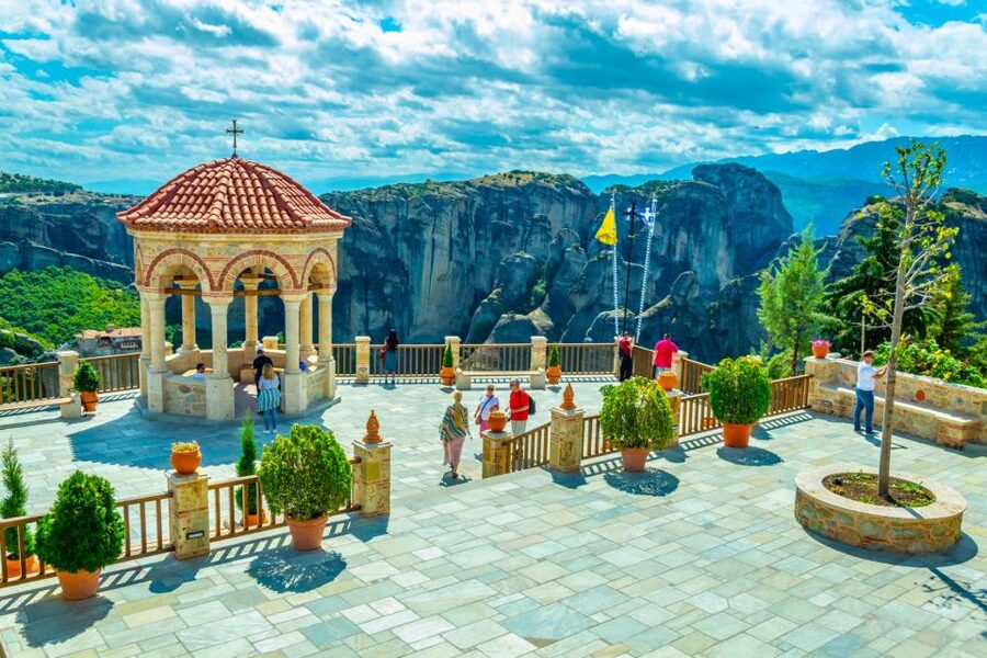 Athens: Meteora 2-Day Trip with Hotel, Sunset & Morning tour - Why two days make sense at Meteora