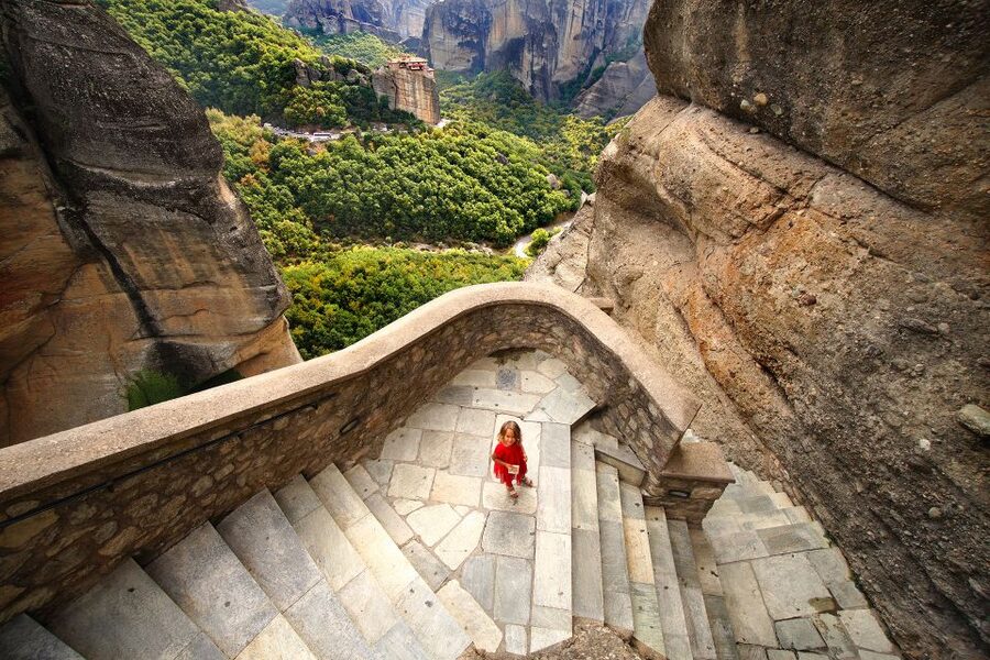 Athens: Meteora 2-Day Trip with Hotel, Sunset & Morning tour - The Athens departure and the bus through Greece