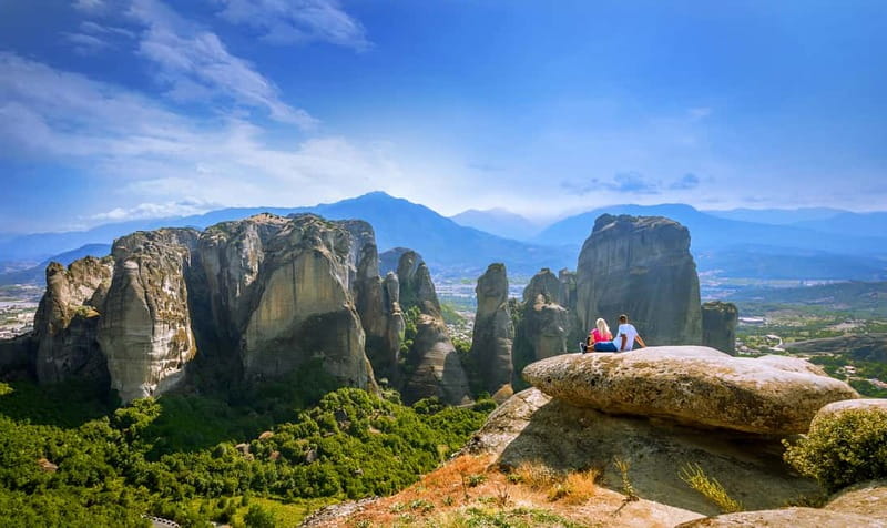 Athens: Meteora Tour with Local Guide and Greek Lunch - Key points to know before booking