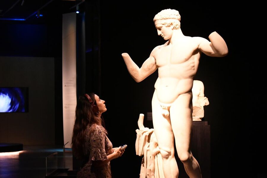 Athens: National Archaeological Museum Ticket & Audio Guide - Roman sculpture and Hadrian’s Greek taste