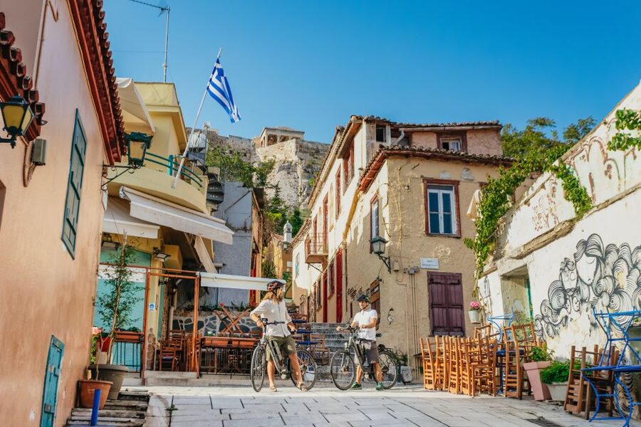 Athens: Old Town Highlights Guided E-Bike Tour - Plaka and the final ride to Hadrian’s Arch