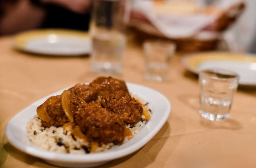 Athens: Premium Food and Wine Tasting Tour in the evening - An Athens food tour built around real meals