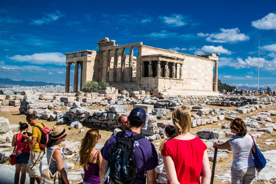 Athens: Private Guided Skip-the-Line Tour of the Acropolis - What the 1.5-hour format really gives you