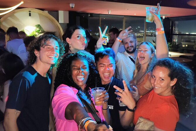 Athens Pub Crawl with 1hr Open Bar & VIP Nightclub Access - Ending at the nightclub and staying until 3 a.m.