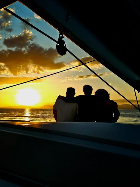 Athens: Riviera Catamaran Tour with Fresh Meal and Drinks - Who should book this Athens Riviera cruise?