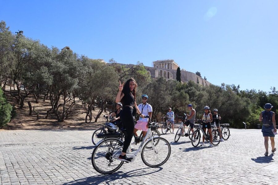 Athens: Small-Group E-Bike Tour of Historic Highlights - Kerameikos and Psiri’s koulouri break