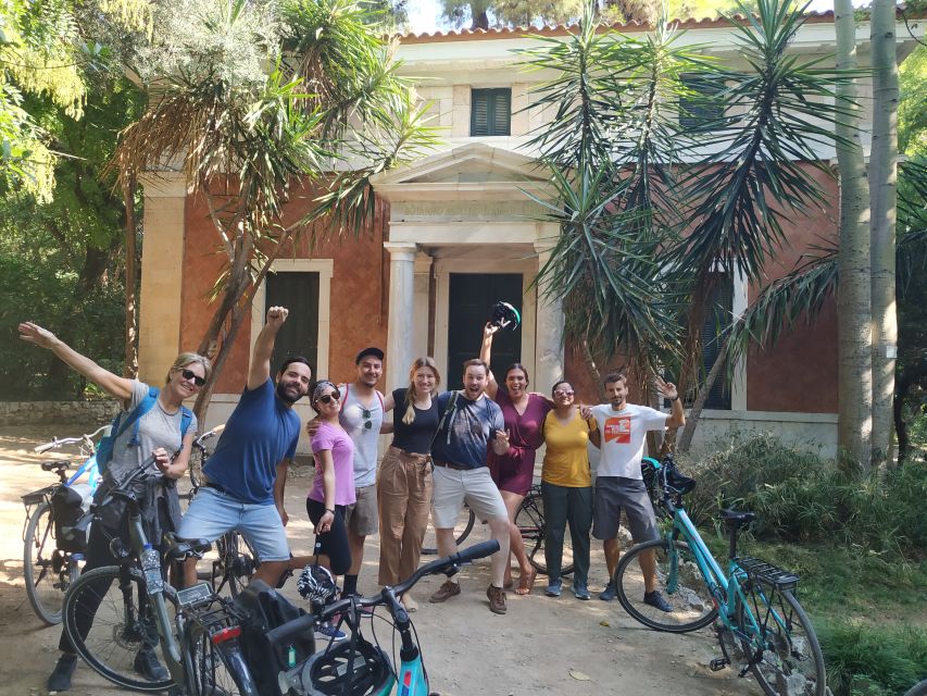 Athens: Sunset Bike Tour - Temple of Olympian Zeus and Hadrian’s Arch at sunset