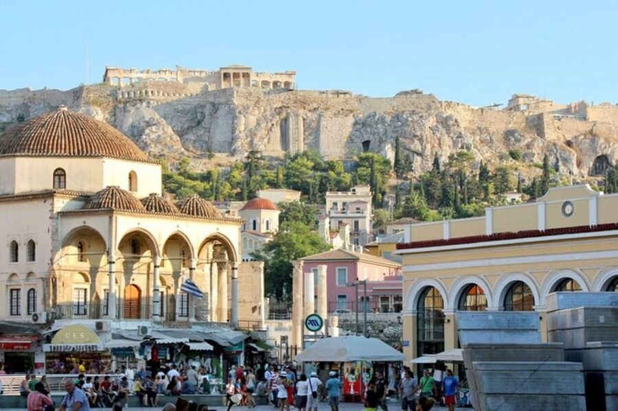 Athens: the Great Greek Philosophers Guided Tour in Spanish - Starting beside Plato’s statue