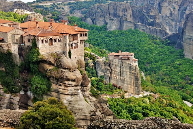 Athens to Meteora Panoramic Day Tour with transfer option - Why Meteora works so well as a day trip