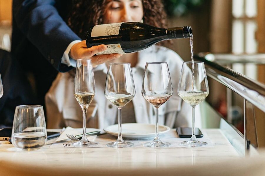 Athens: Wine Tasting with a Sommelier under the Acropolis - Why Greek wine makes this tasting worth your time