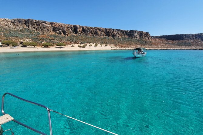Balos Shared Catamaran Cruise (small groups up to 10 or 22ppl) - Homemade Greek lunch and an open drinks table